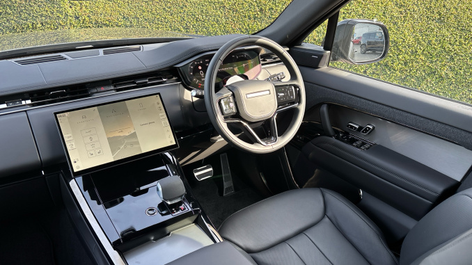 Land Rover Range Rover Sport 3.0 D300 Dynamic SE 5dr Auto Diesel Estate - Image 24
